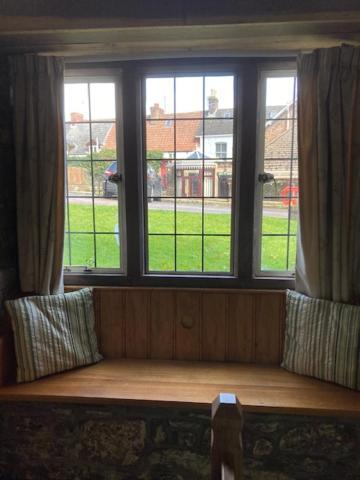 The George Inn & Millingbrook Lodge Ltd Lydney Exterior foto