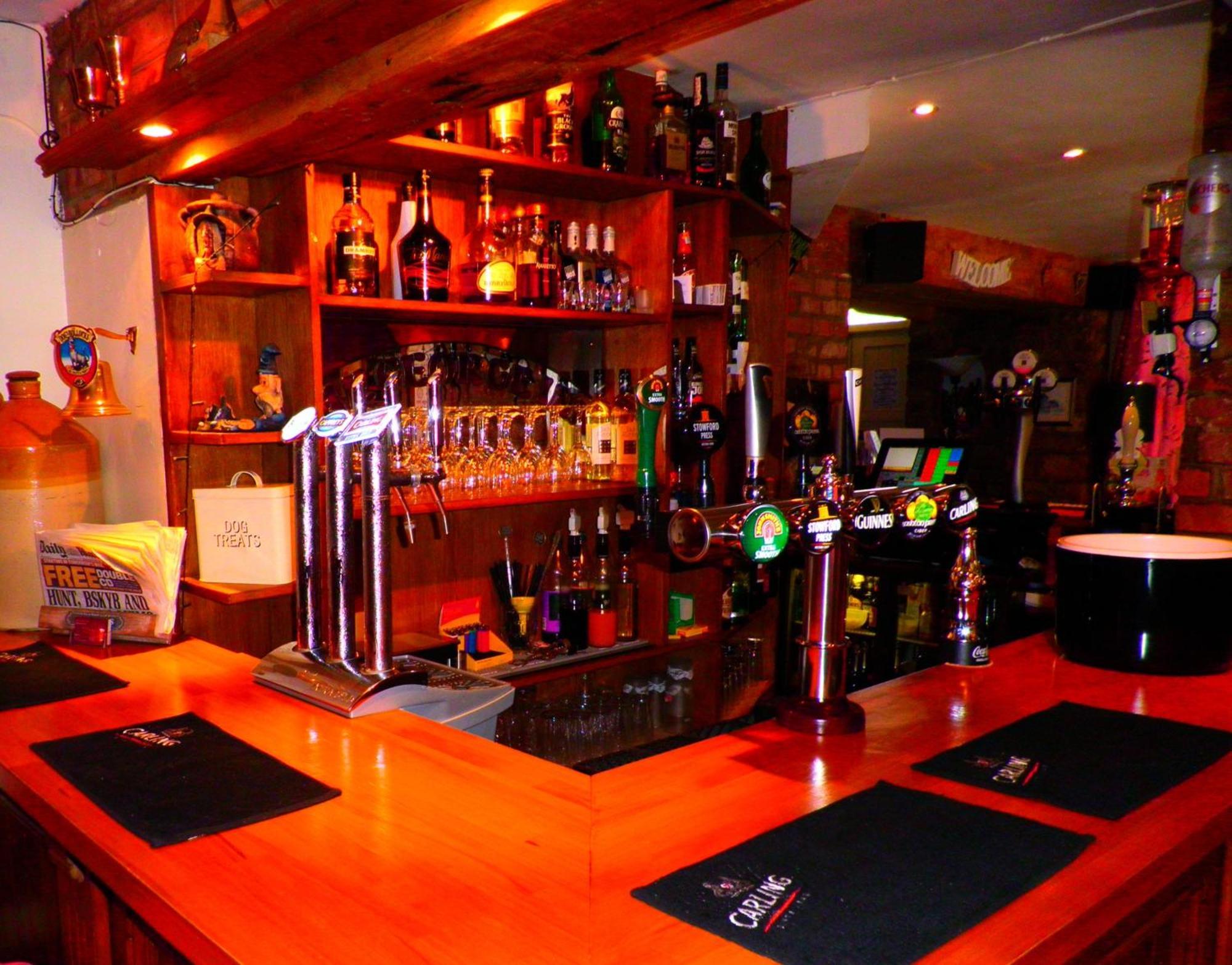The George Inn & Millingbrook Lodge Ltd Lydney Exterior foto