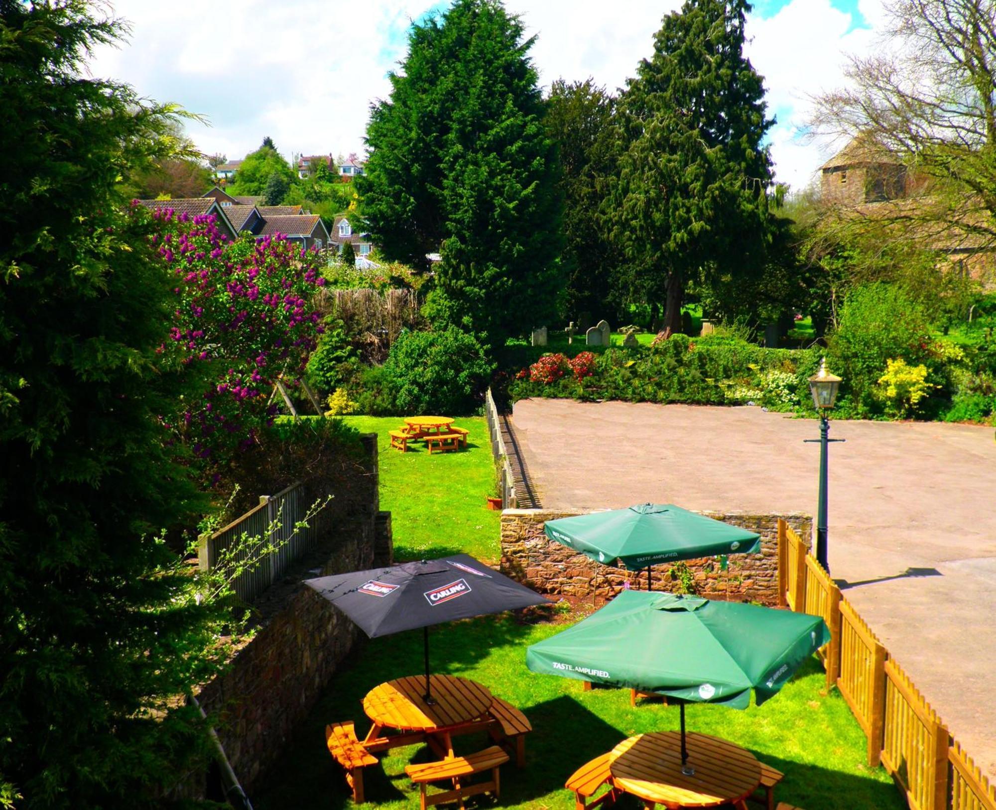 The George Inn & Millingbrook Lodge Ltd Lydney Exterior foto
