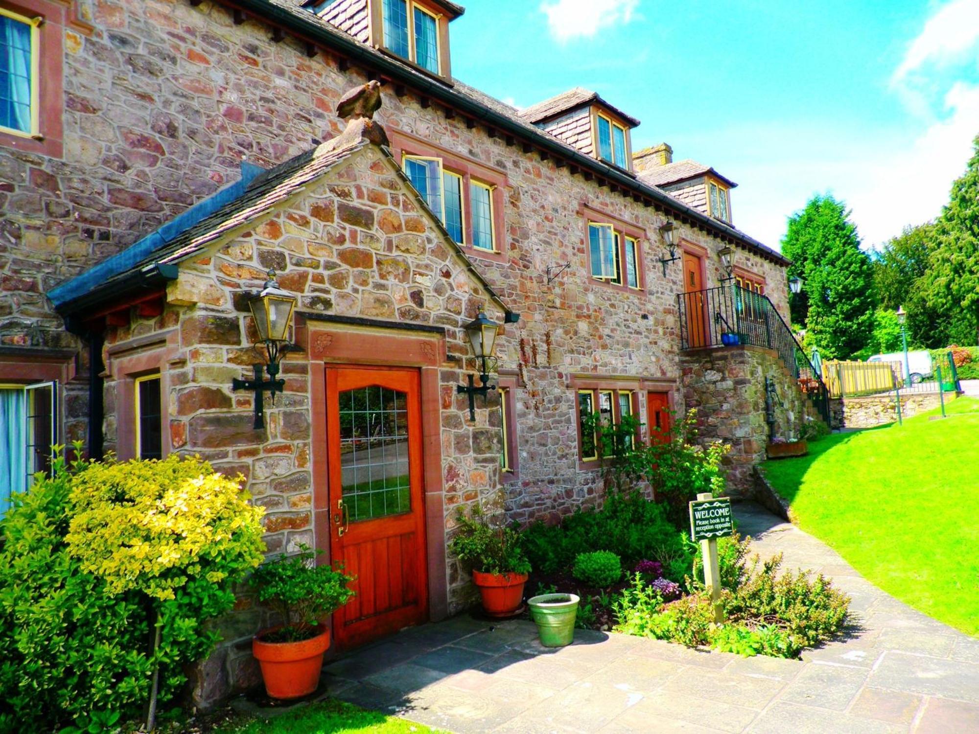 The George Inn & Millingbrook Lodge Ltd Lydney Exterior foto